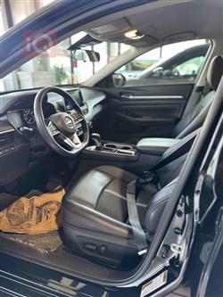 نيسان ألتيما